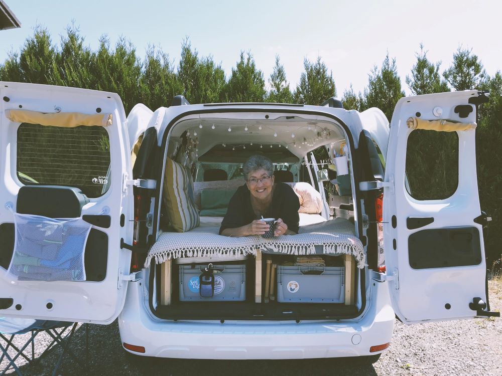 Schlafen im Opel Astra Sports Tourer - Project Mini Camper
